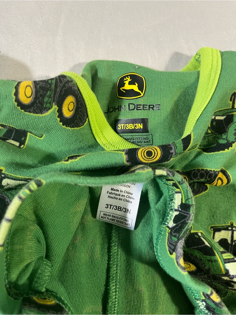John Deere Green Tractor Pajama Set with Lime Trim Boys Size 3T - Picture 4 of 5